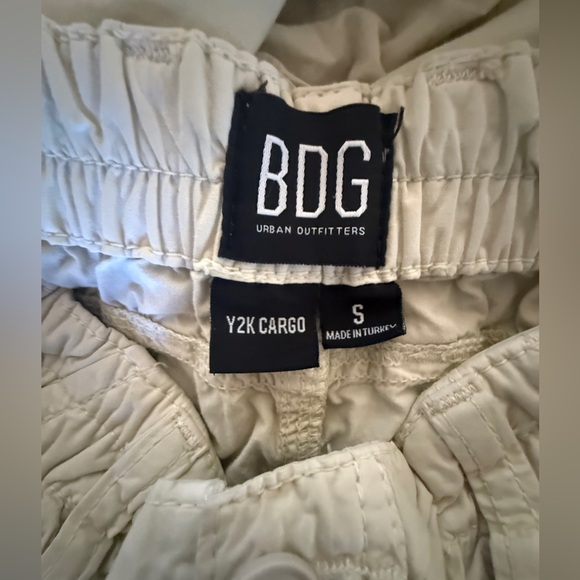 BDG Urban Outfitters Y2K Cream Cargo Pants - Picture 12 of 13